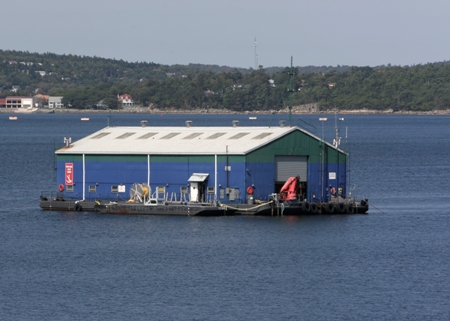 La barge d'étalonnage acoustique de RDDC Atlantique